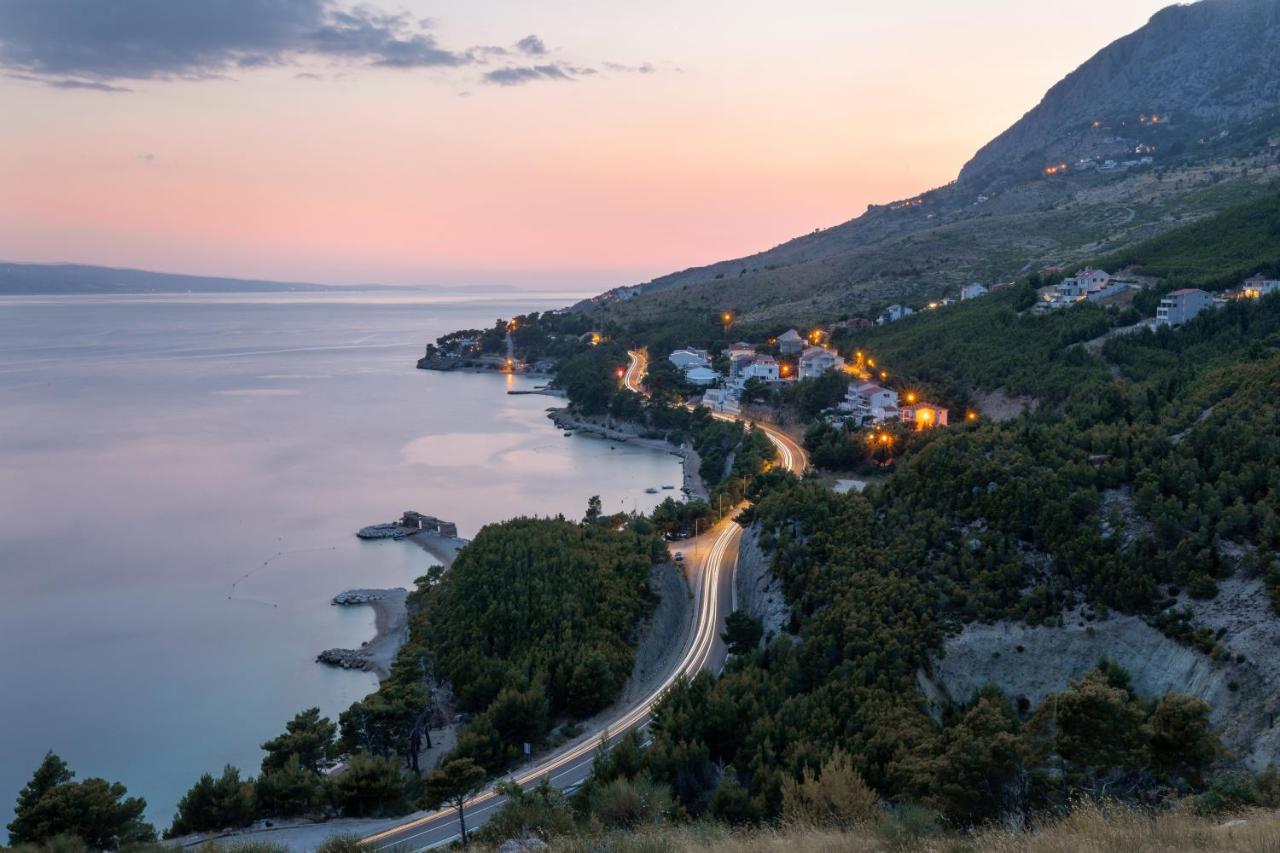 Apartments And Rooms By The Sea Lokva Rogoznica, Omis - 2973 Exterior photo
